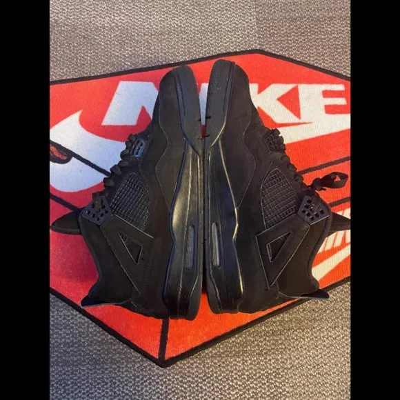 Jordan 4 “Black Cat”